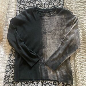 Zara Women’s Black and Gray light Sweater